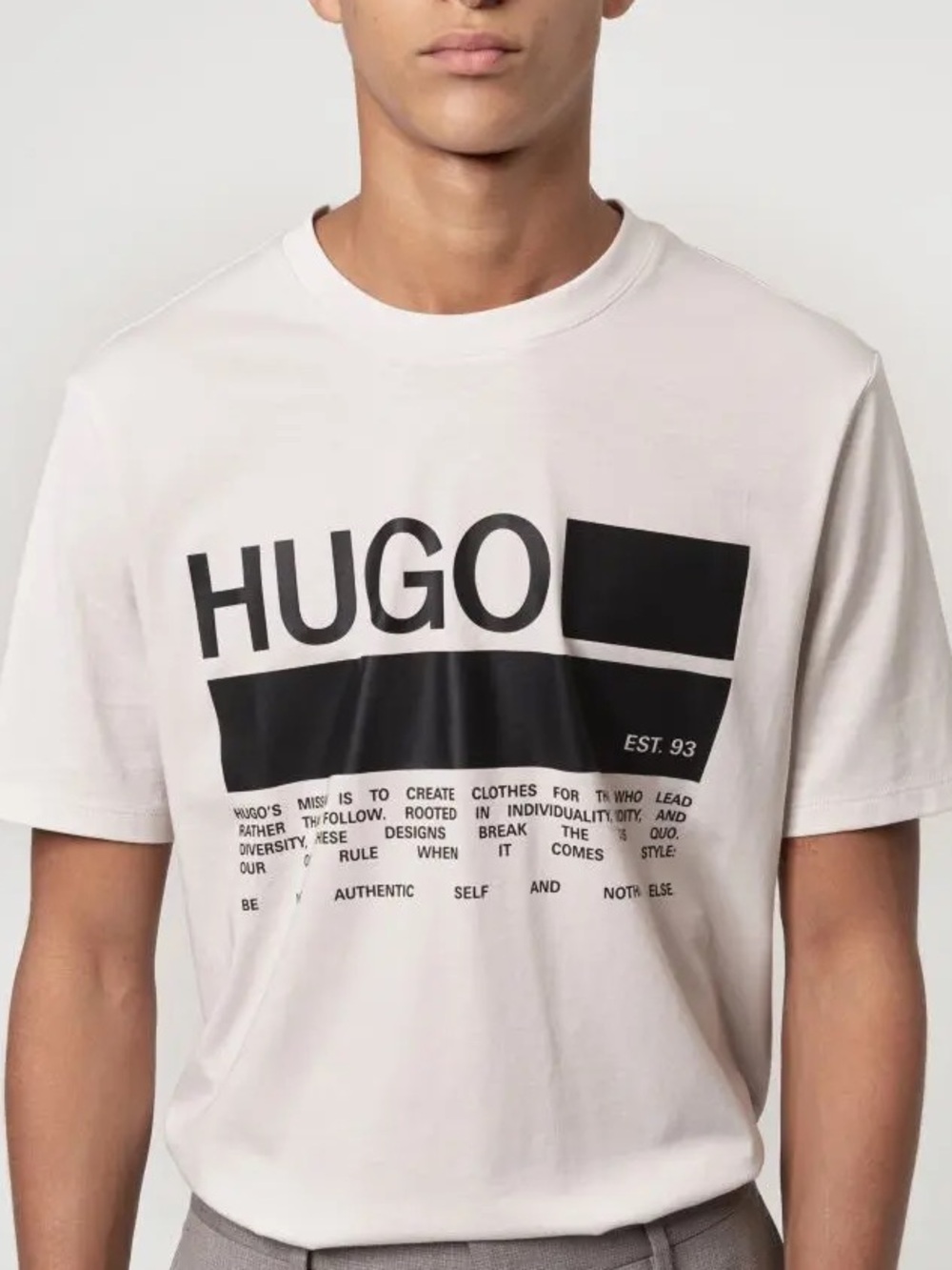 Size M HUGO Boss  Cream Short-Sleeve Logo Tee with Black Graphic